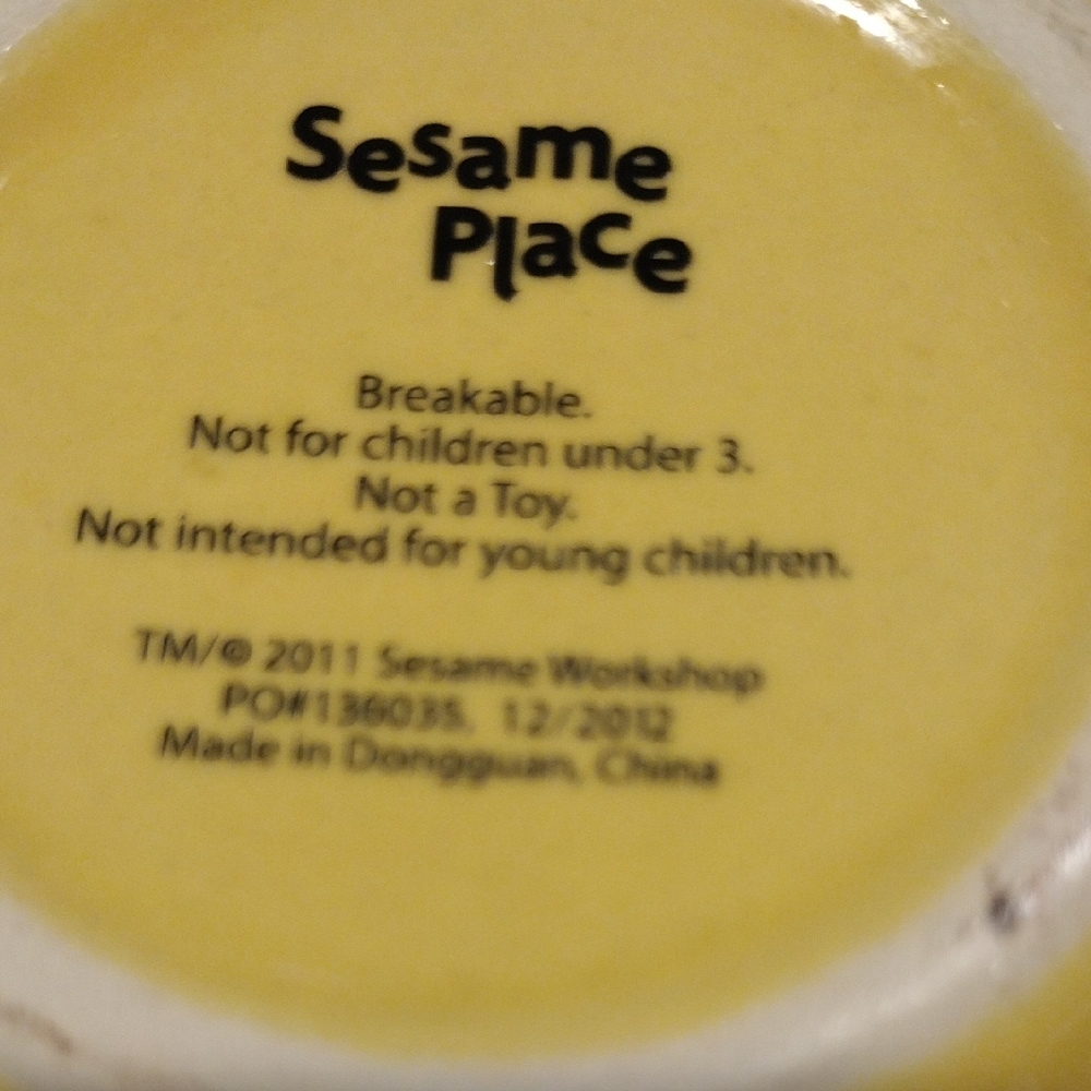 Sesame Place Workshop Colorful Elmo Loves Mornings Yellow Oversized Barrel Mug - Picture 4 of 4